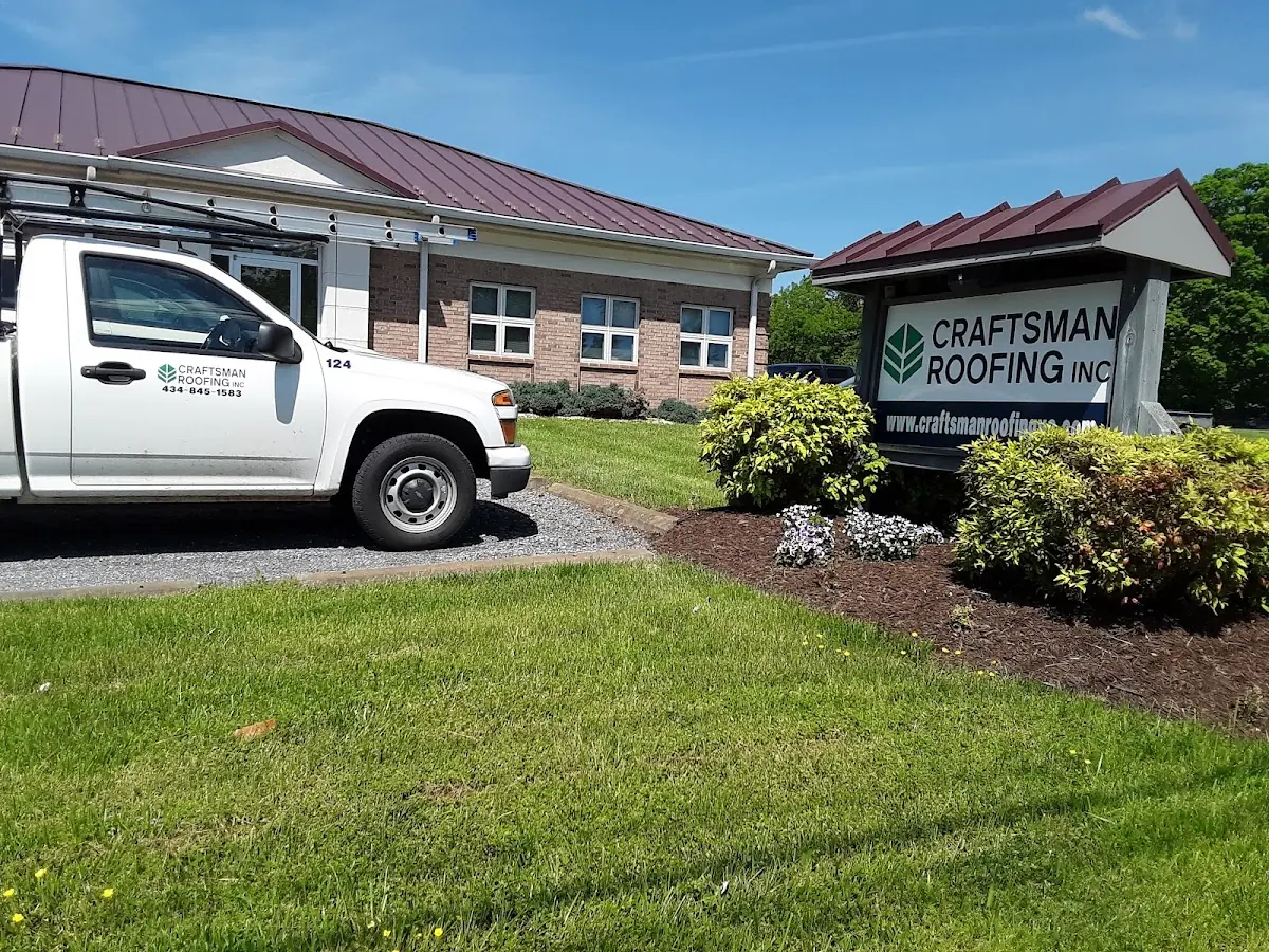 Quality Gutter & Downspout Repair by experienced craftsmen in Breezeswept Park Estates